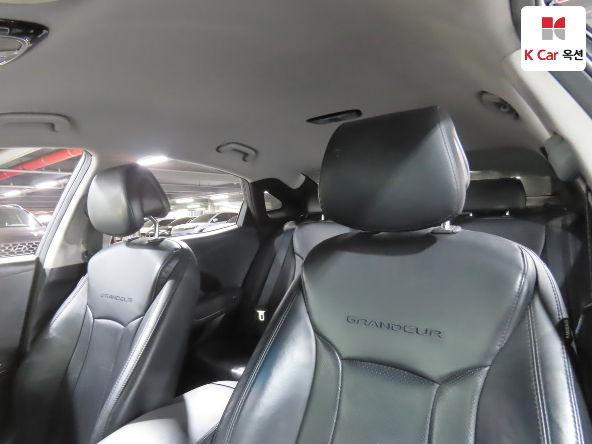 Hyundai Grandeur 2015 - Image 19