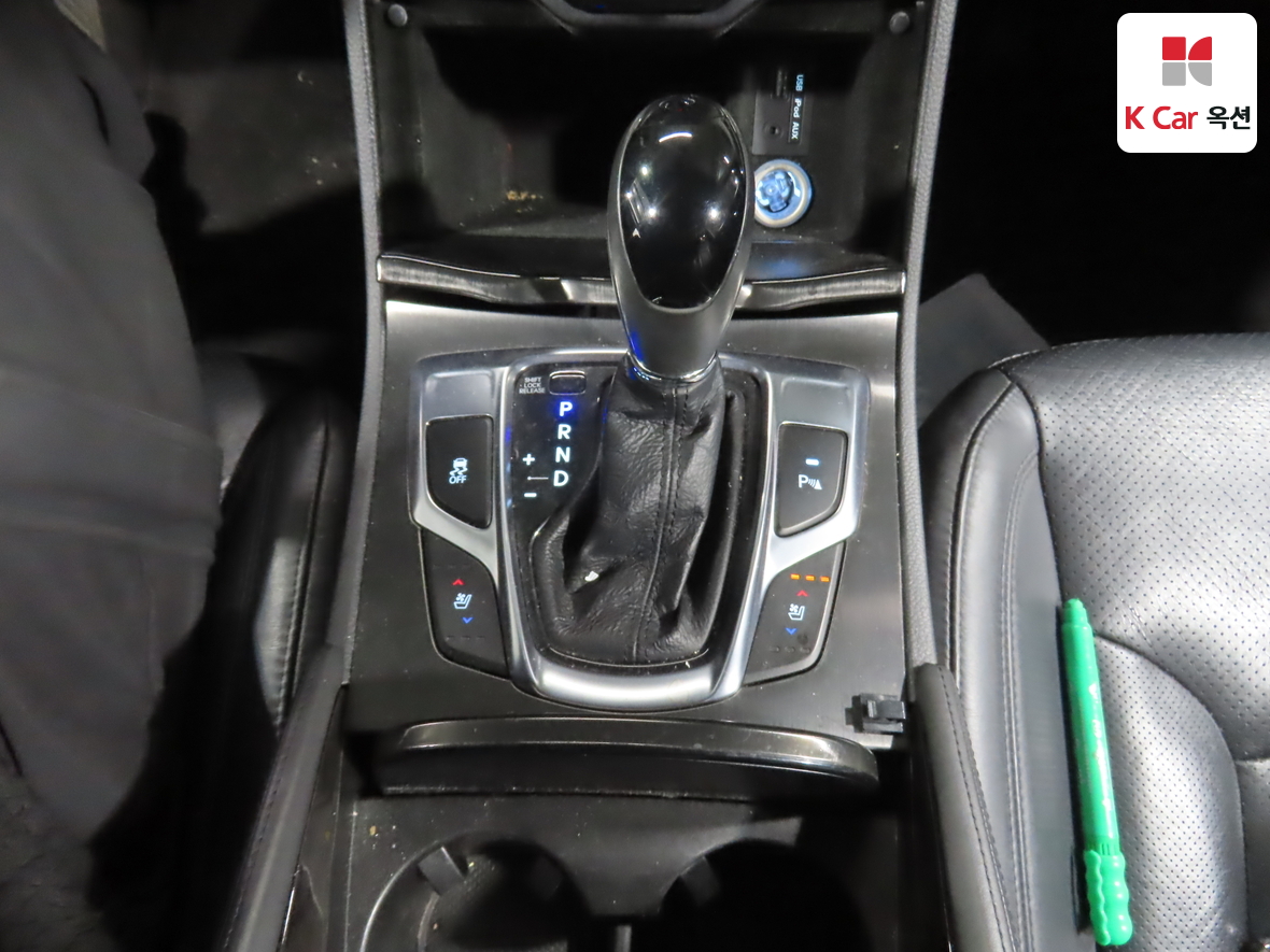 Hyundai Grandeur 2015 - Image 16