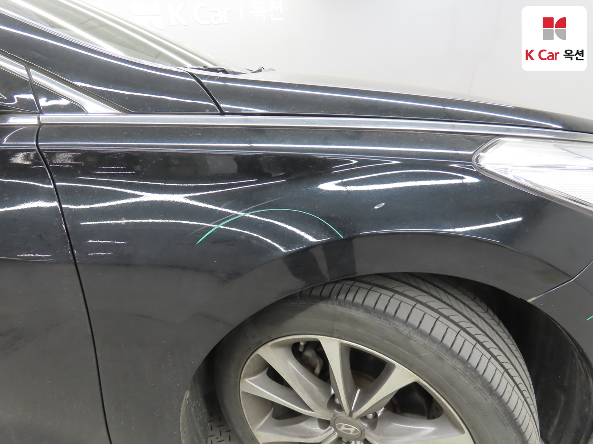 Hyundai Grandeur 2015 - Image 38