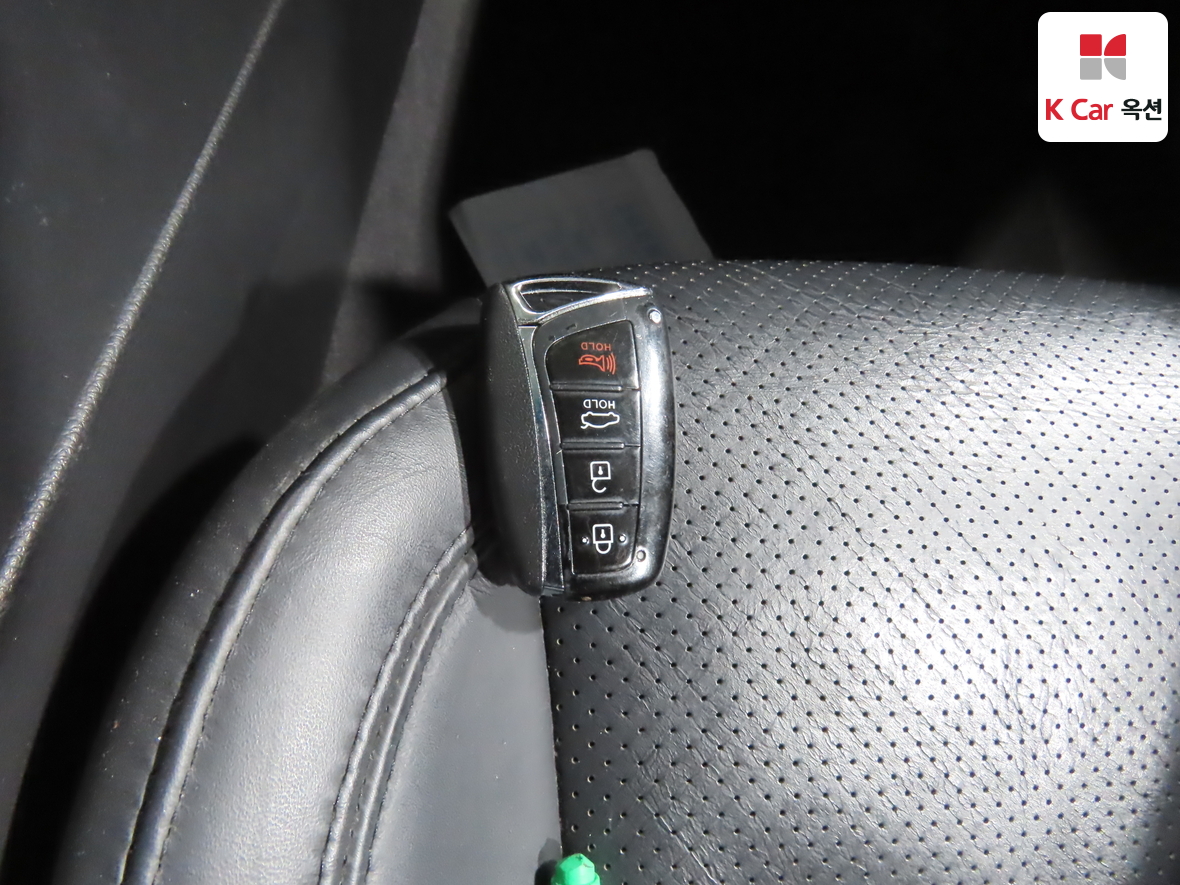 Hyundai Grandeur 2015 - Image 17