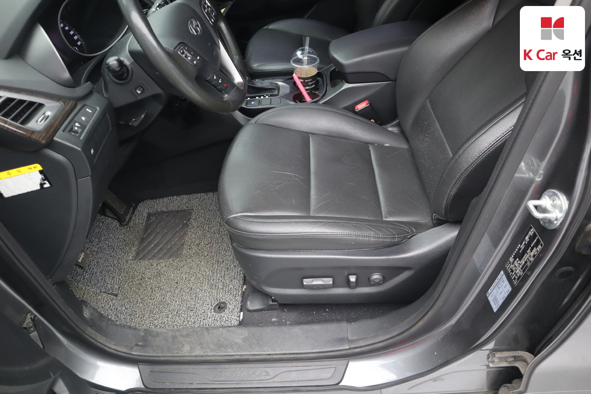 Hyundai SANTAFE - 18