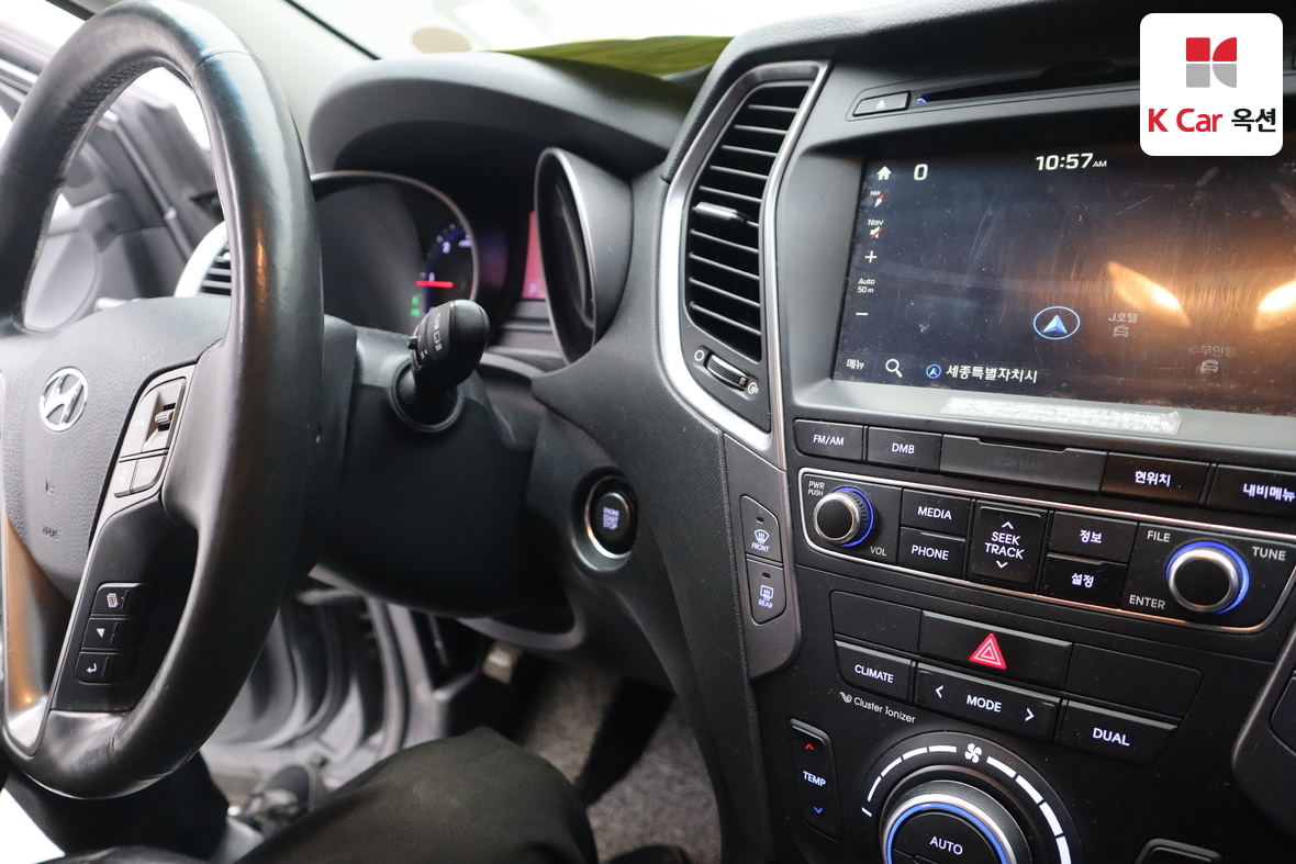Hyundai SANTAFE - 11
