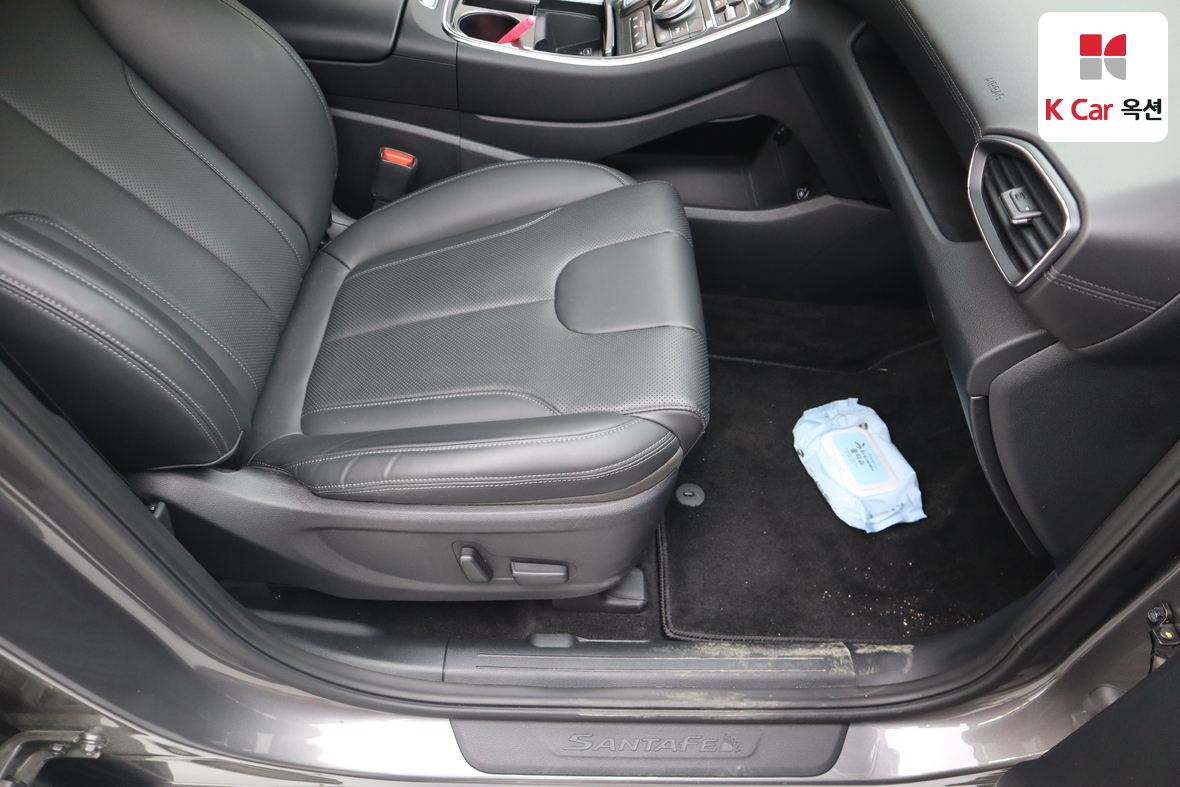 Hyundai Santa Fe - 30