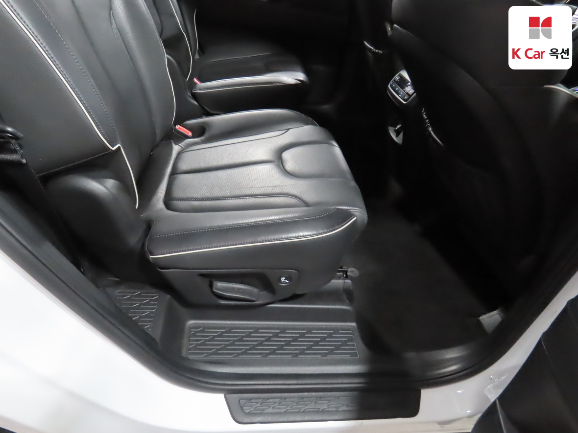 Hyundai Palisade - 30