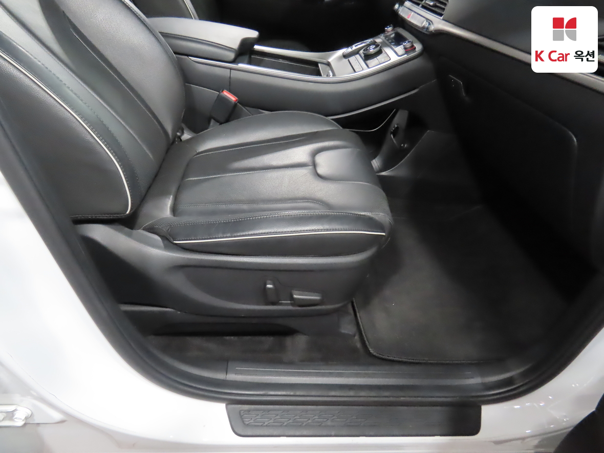 Hyundai Palisade - 32