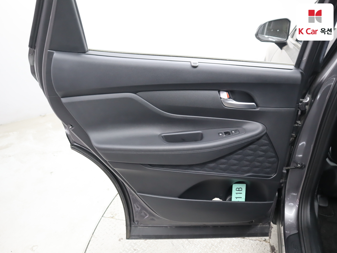 Hyundai SANTAFE - 22