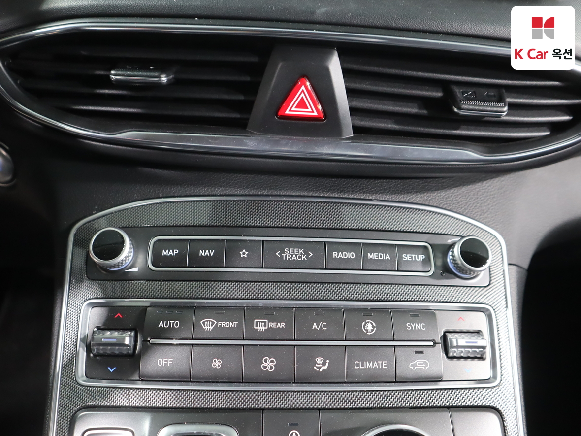 Hyundai SANTAFE - 15