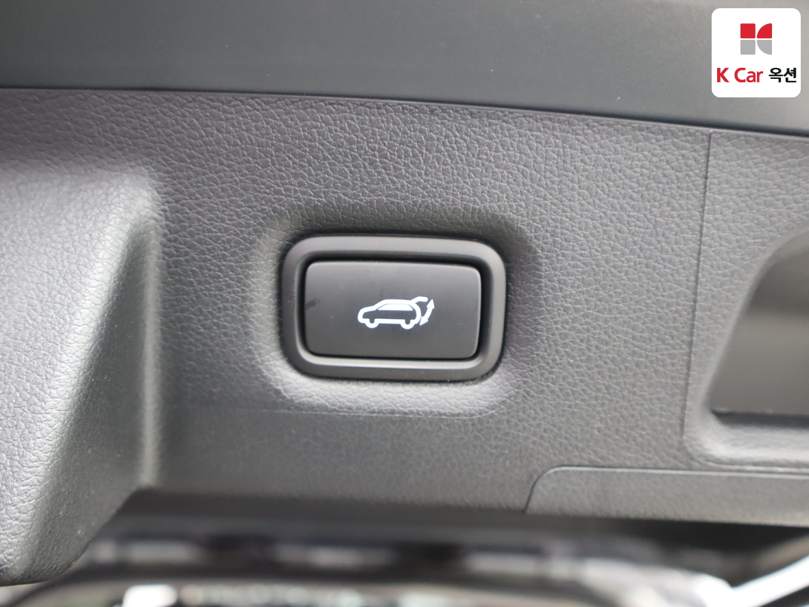 Hyundai SANTAFE - 26
