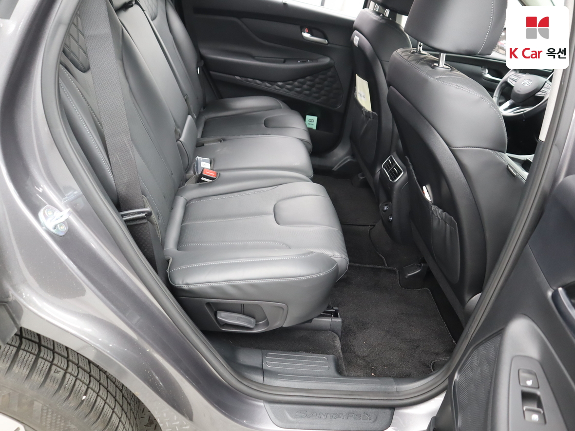 Hyundai SANTAFE - 29