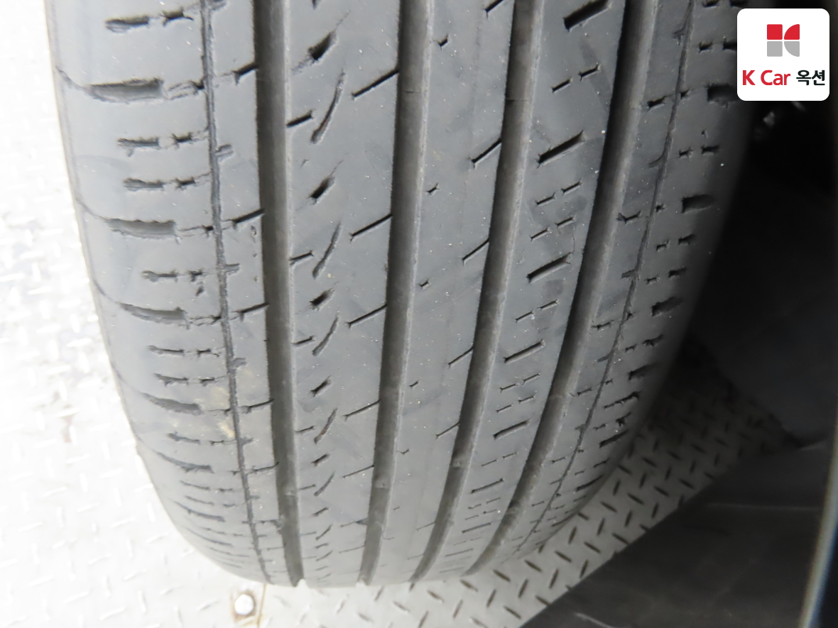 Kia K5 2013 - Image 31