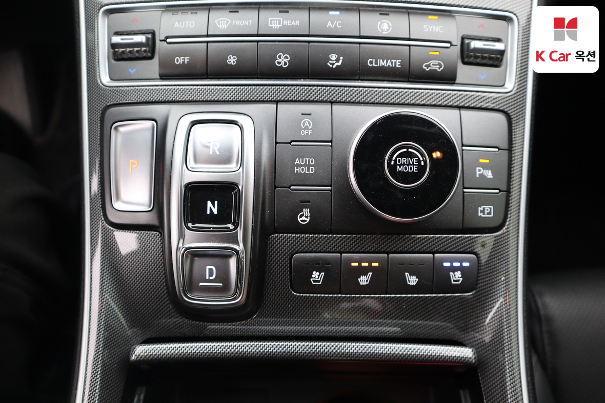 Hyundai SANTAFE - 16