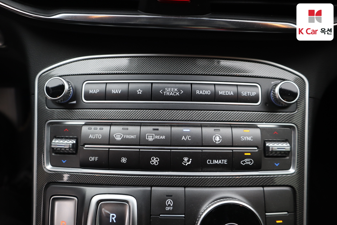 Hyundai SANTAFE - 15