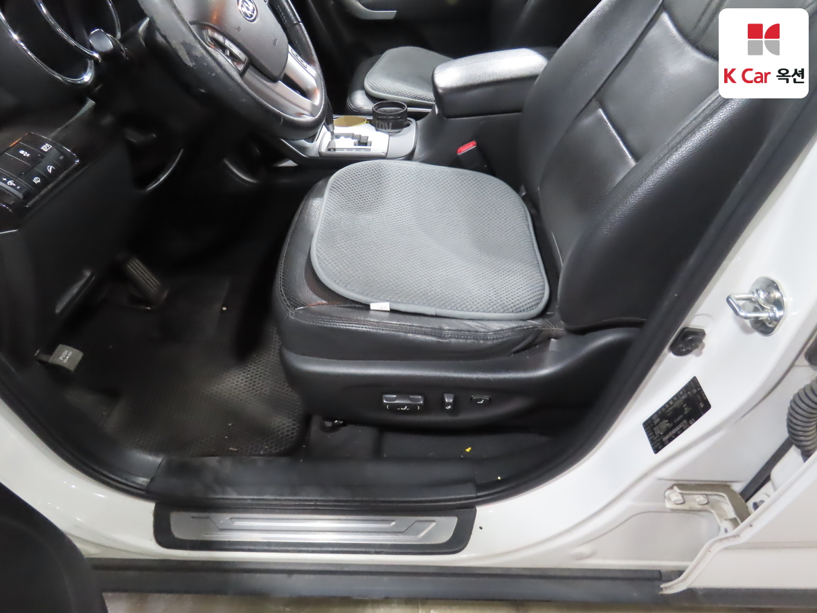 Kia Sorento 2010 - Image 18