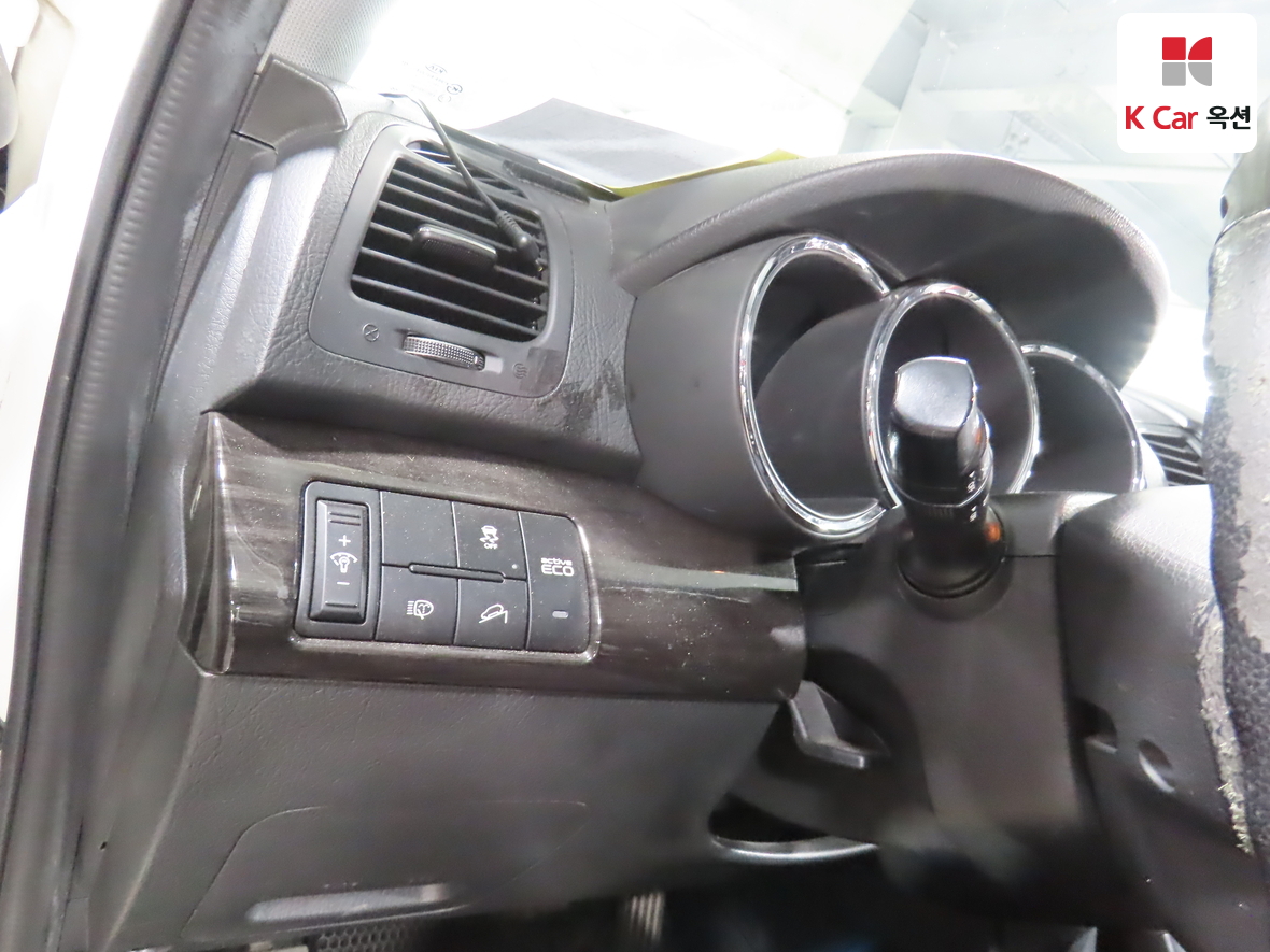 Kia Sorento 2010 - Image 9