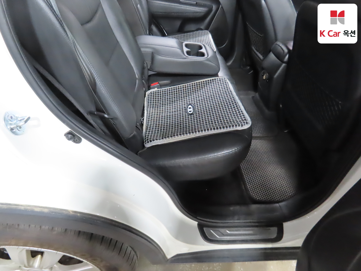 Kia Sorento 2010 - Image 31