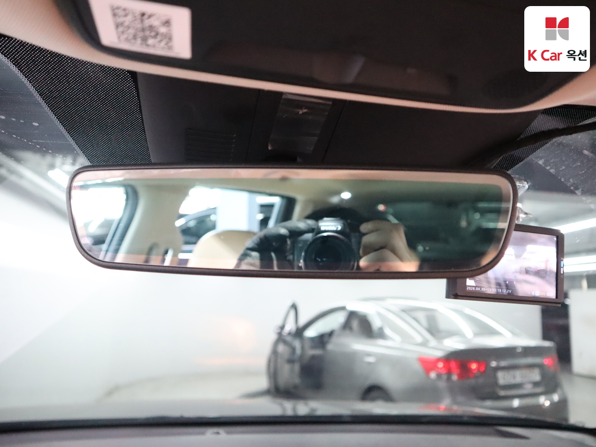Kia Carnival - 13