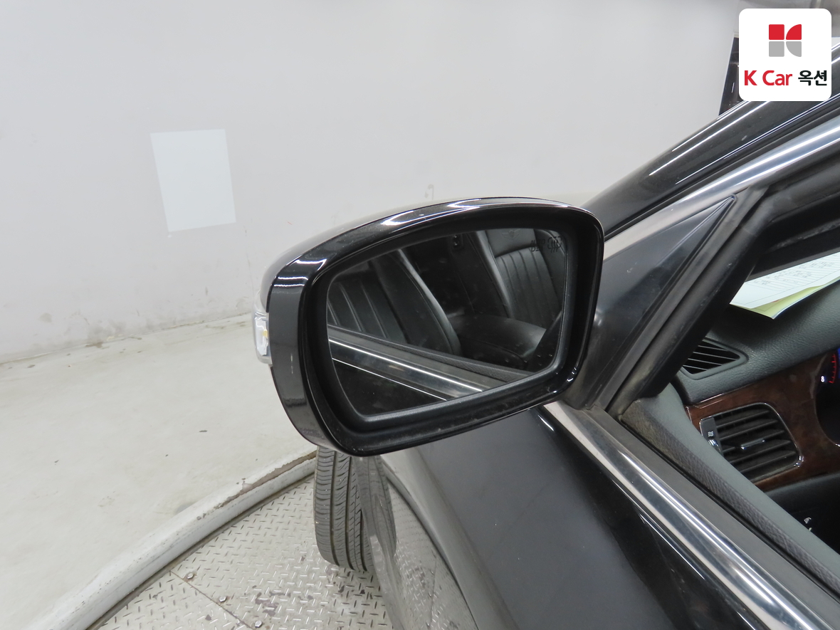 Hyundai Genesis 2008 - Image 20