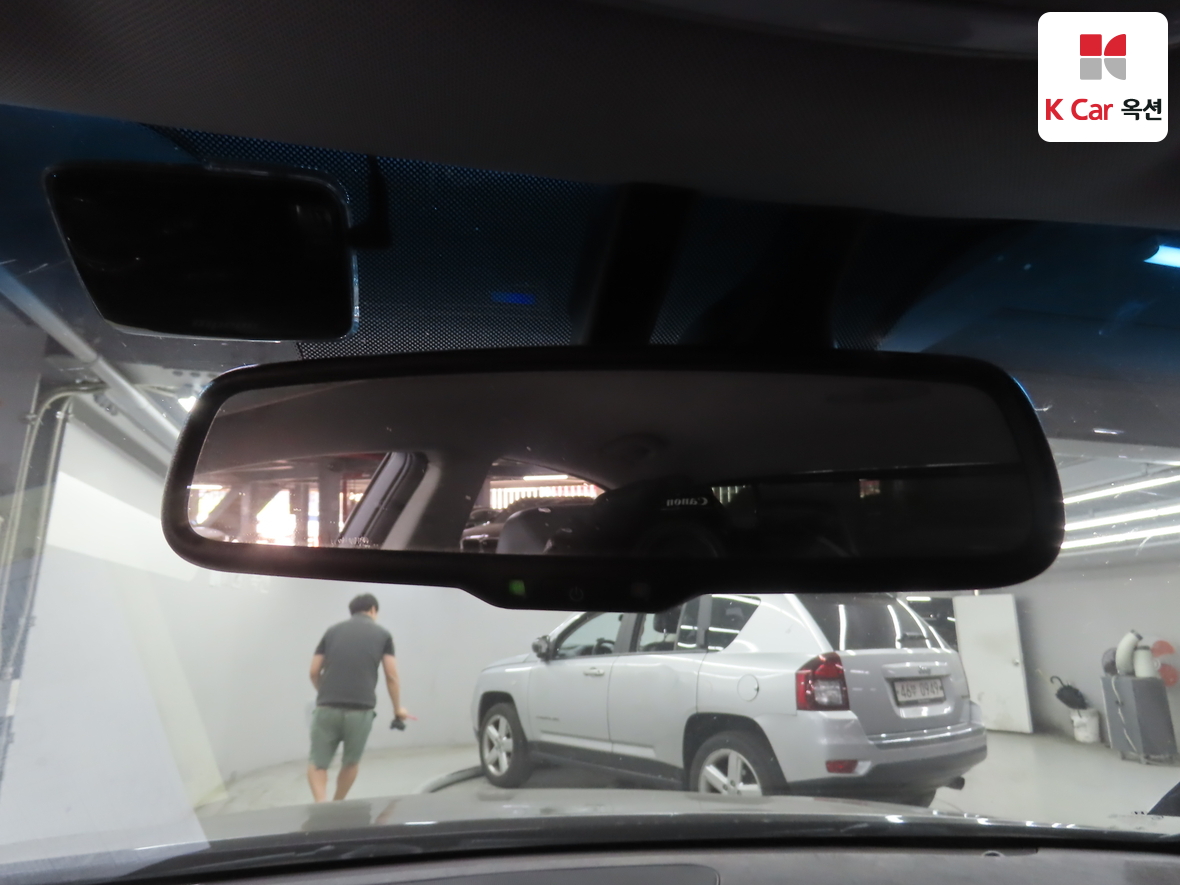 Hyundai Genesis 2008 - Image 13