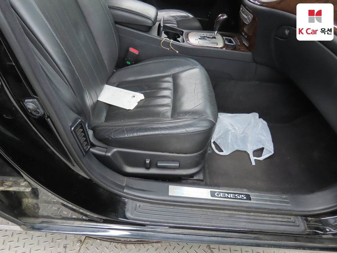 Hyundai Genesis 2008 - Image 29