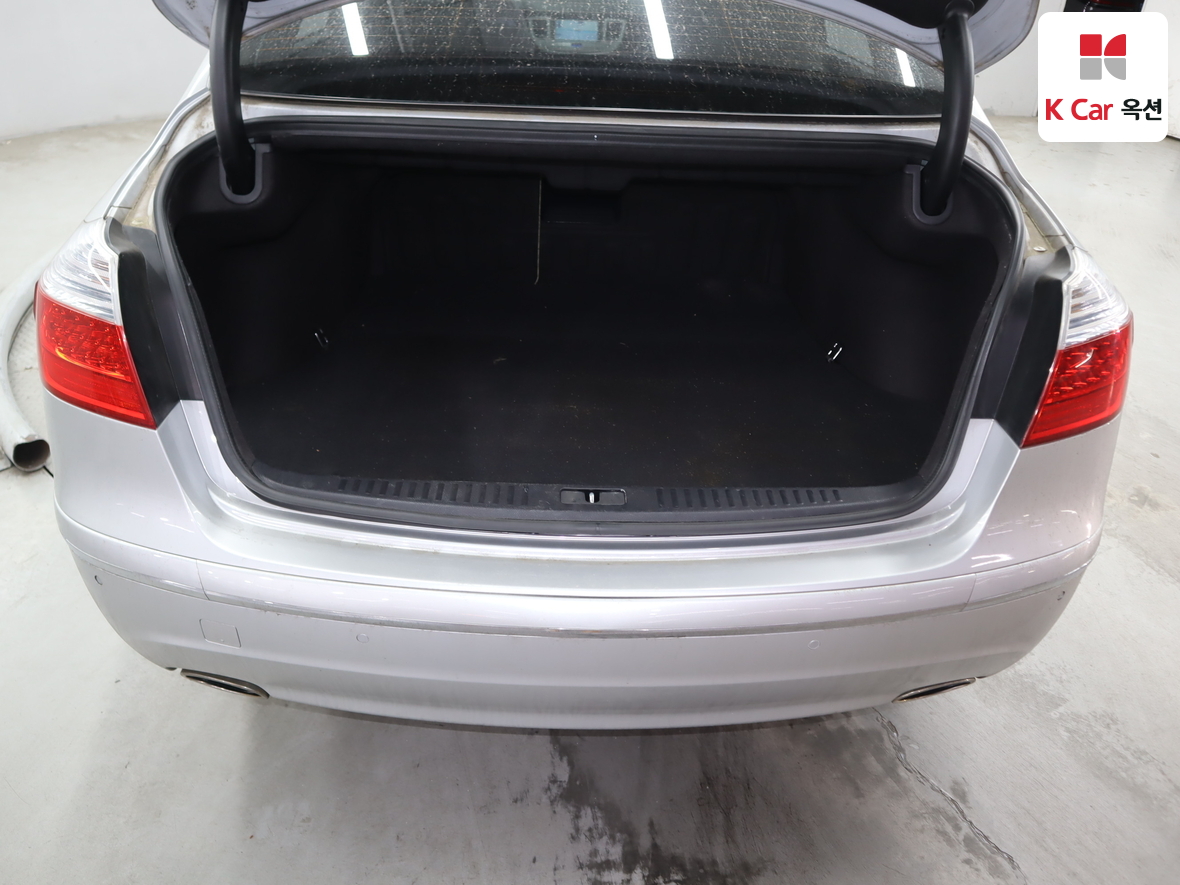 Hyundai Genesis 2008 - Image 25