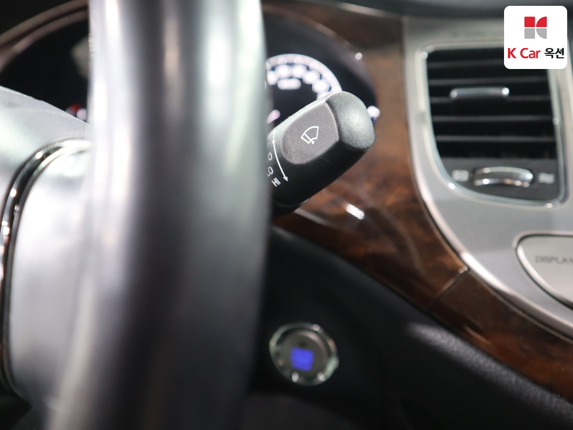 Hyundai Genesis 2008 - Image 11