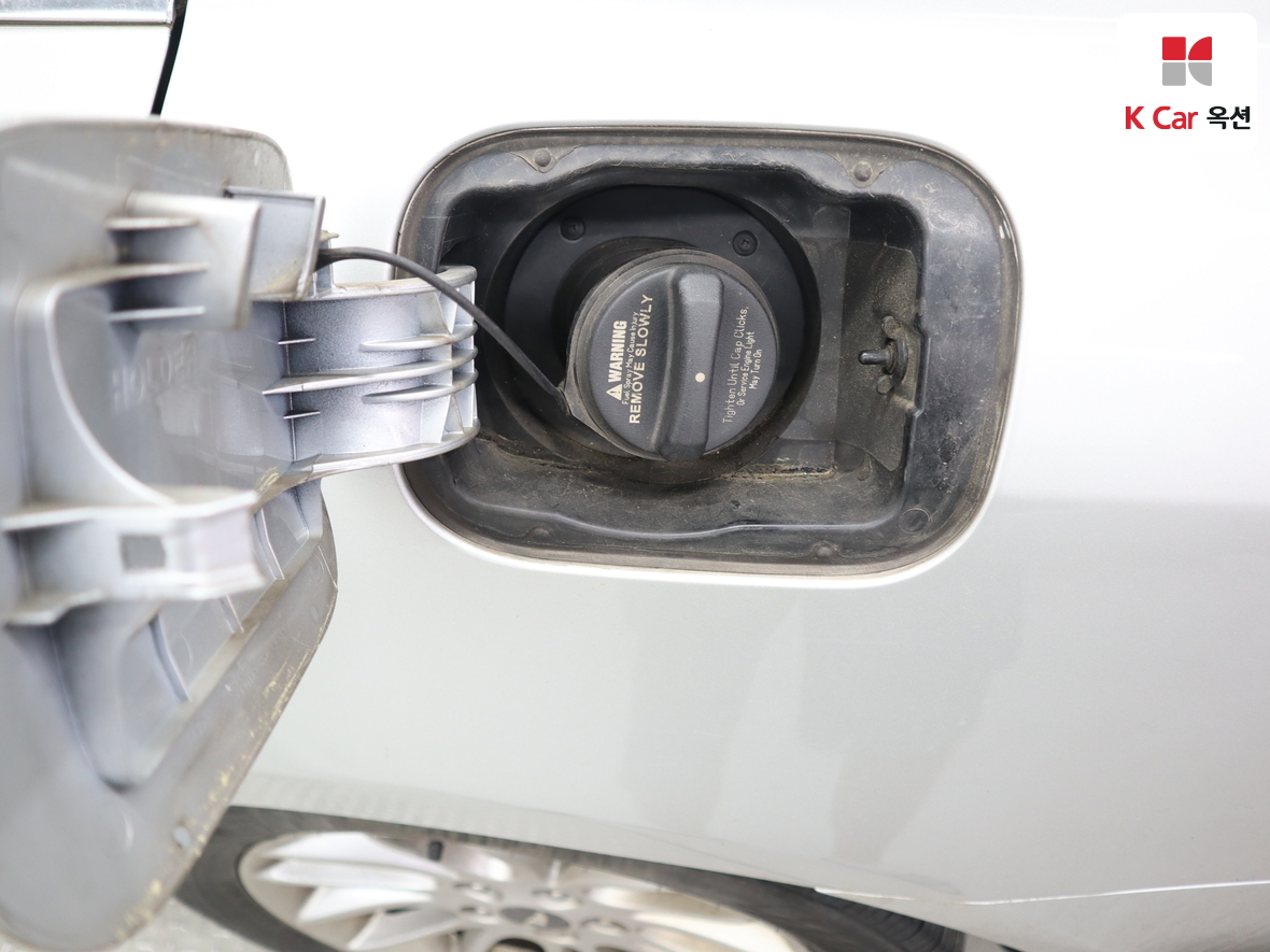 Hyundai Genesis 2008 - Image 24