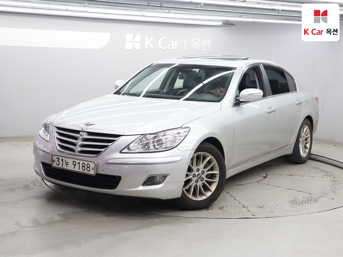 Hyundai Genesis 2008 - Image 1