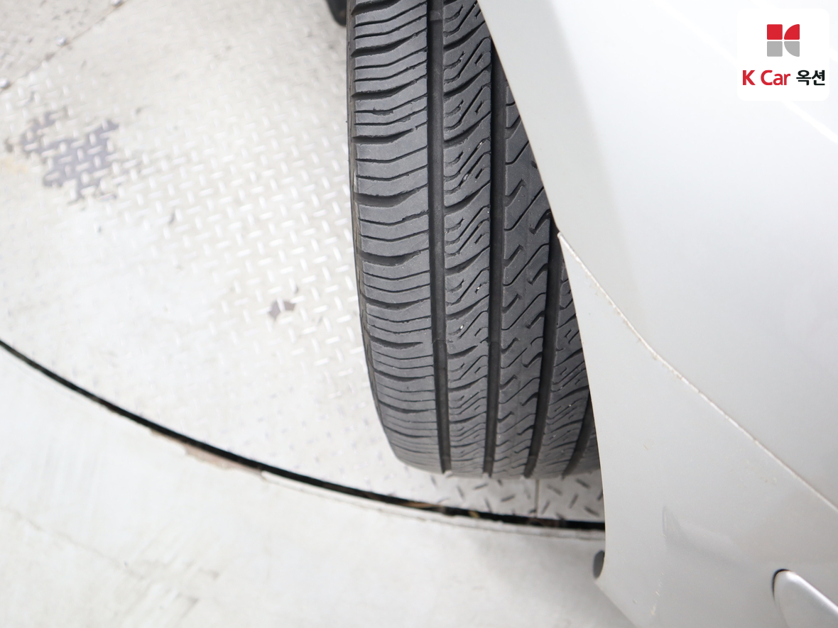 Hyundai Genesis 2008 - Image 31