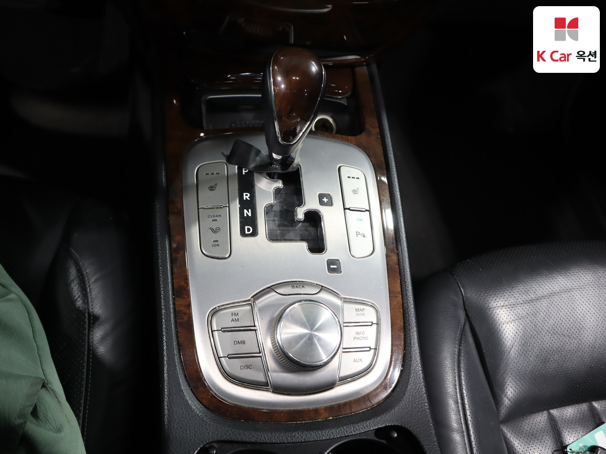 Hyundai Genesis 2008 - Image 16