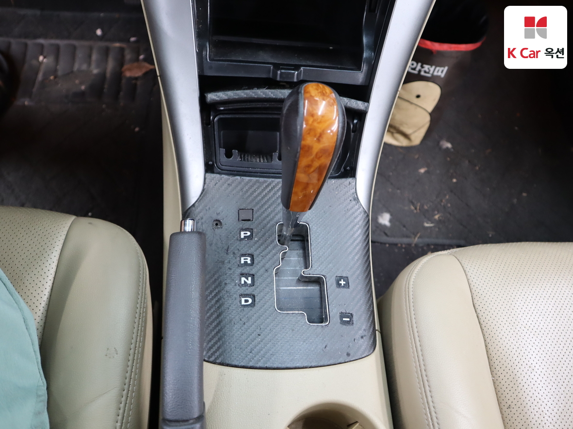 Hyundai Sonata 2008 - Image 16
