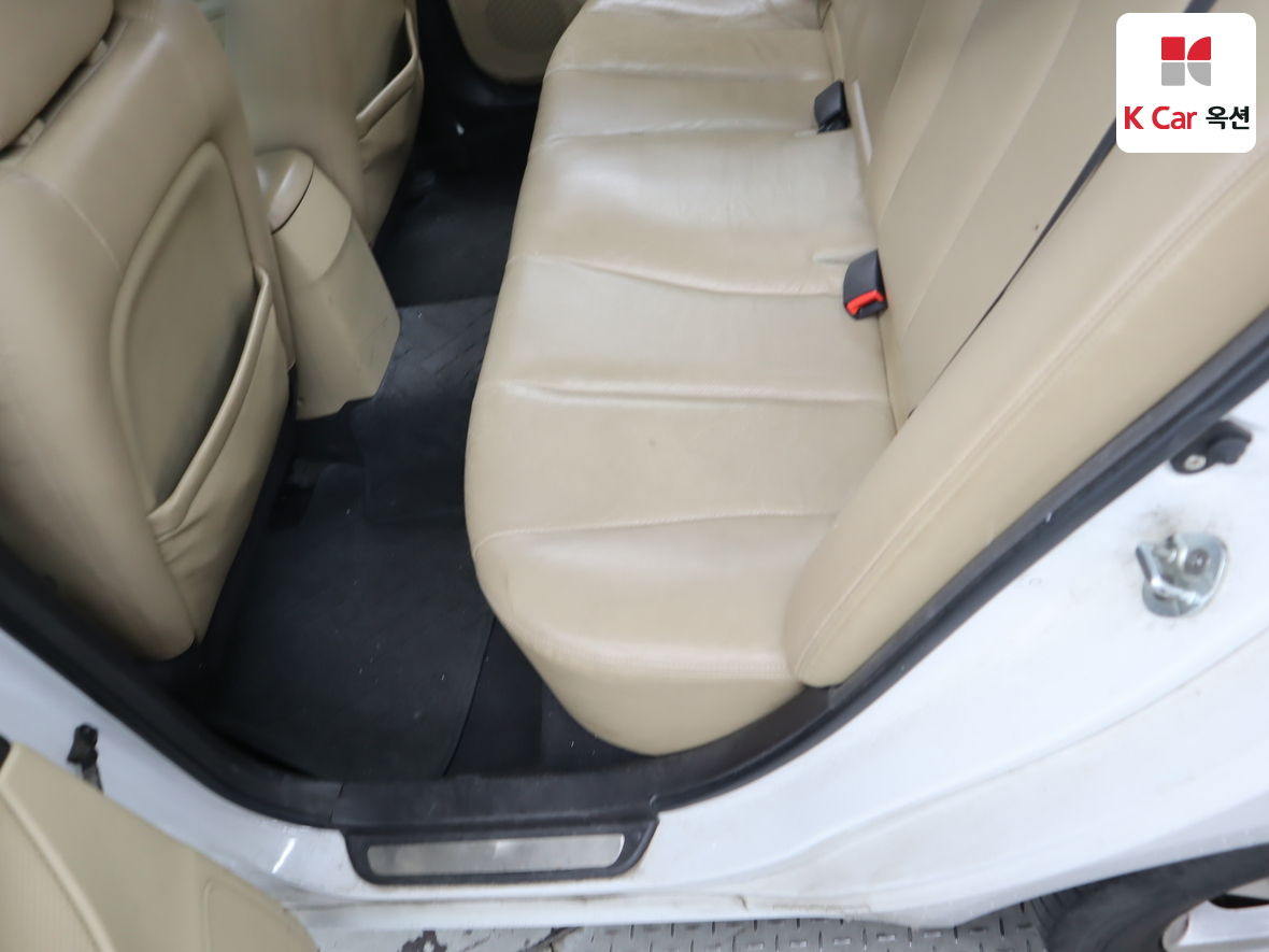Hyundai Sonata 2008 - Image 22