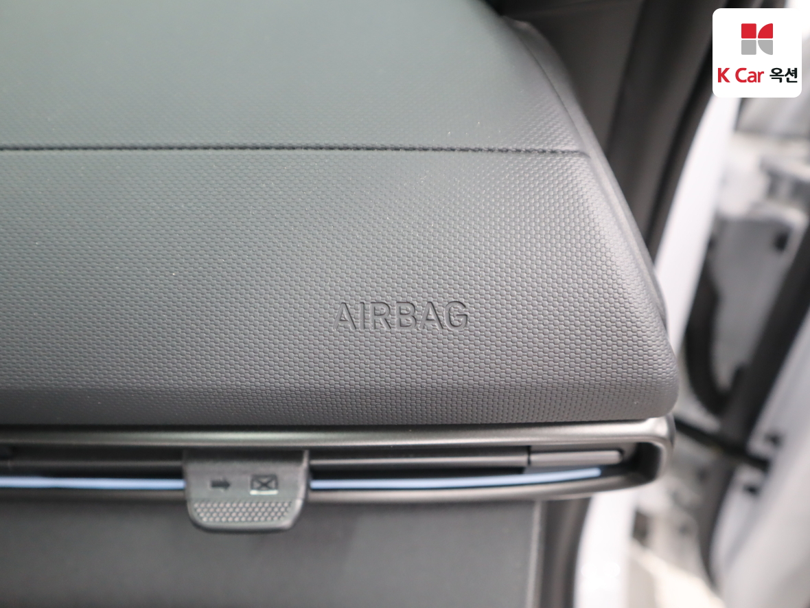 Hyundai Elantra 2025 - Image 31