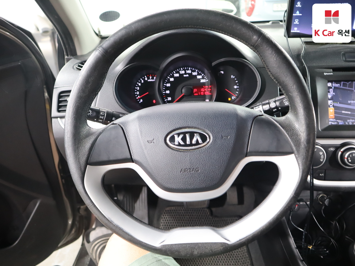 Kia Morning 2012 - Image 10
