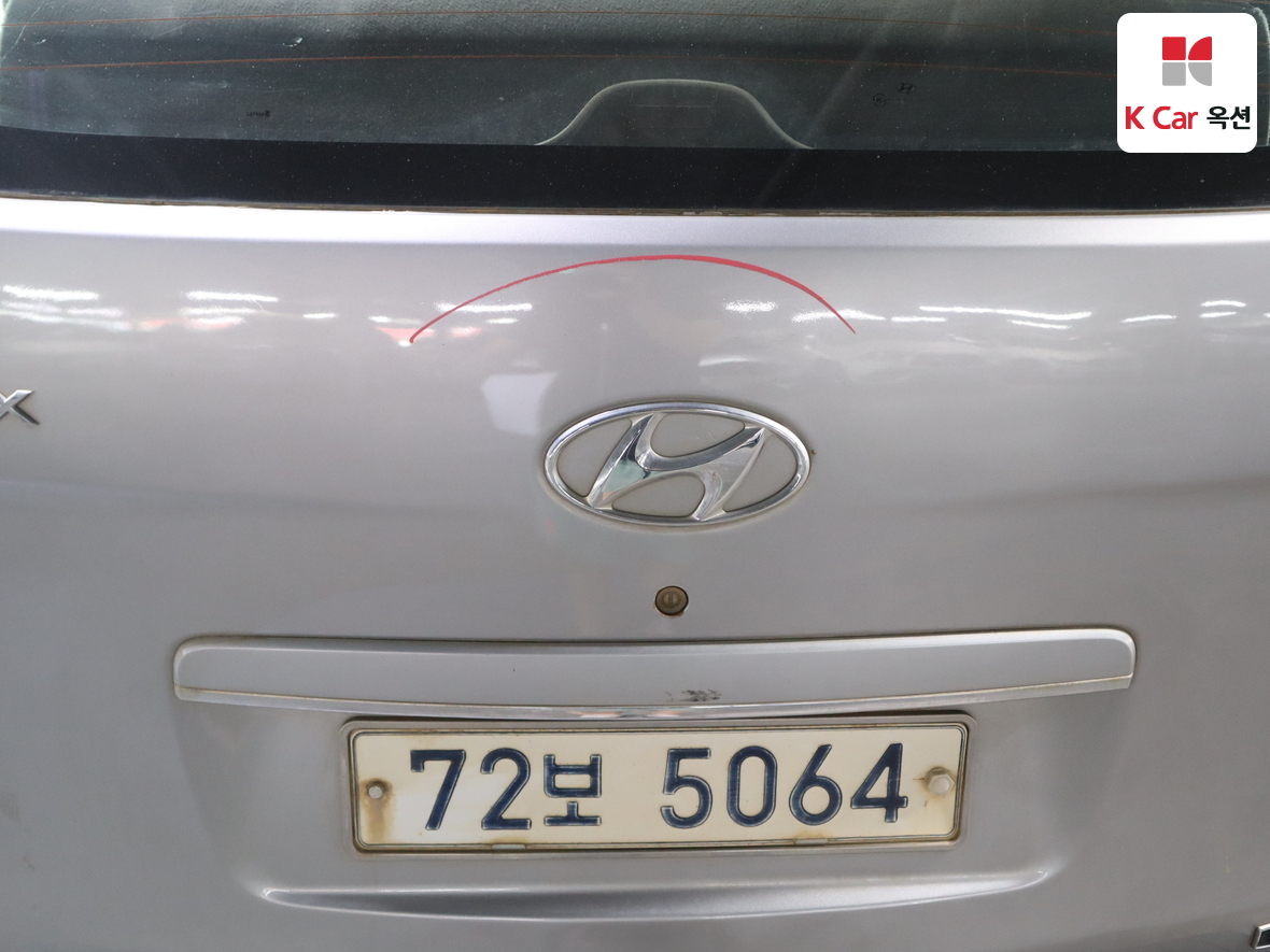 Hyundai Grand Starex - 43
