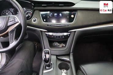 2018 - cadillac xt5