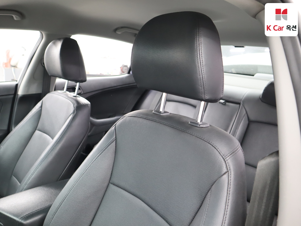 Kia K5 2014 - Image 20