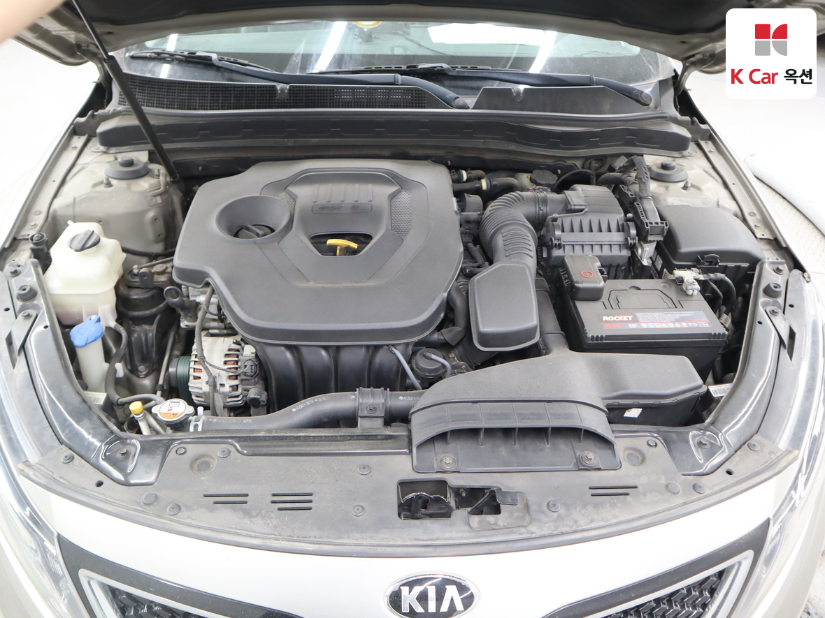 Kia K5 2014 - Image 32