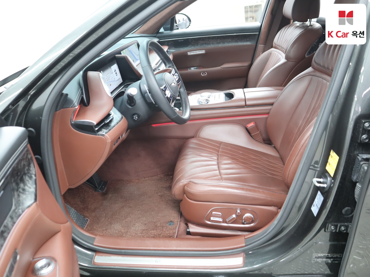 جينيسيس G90 - 18