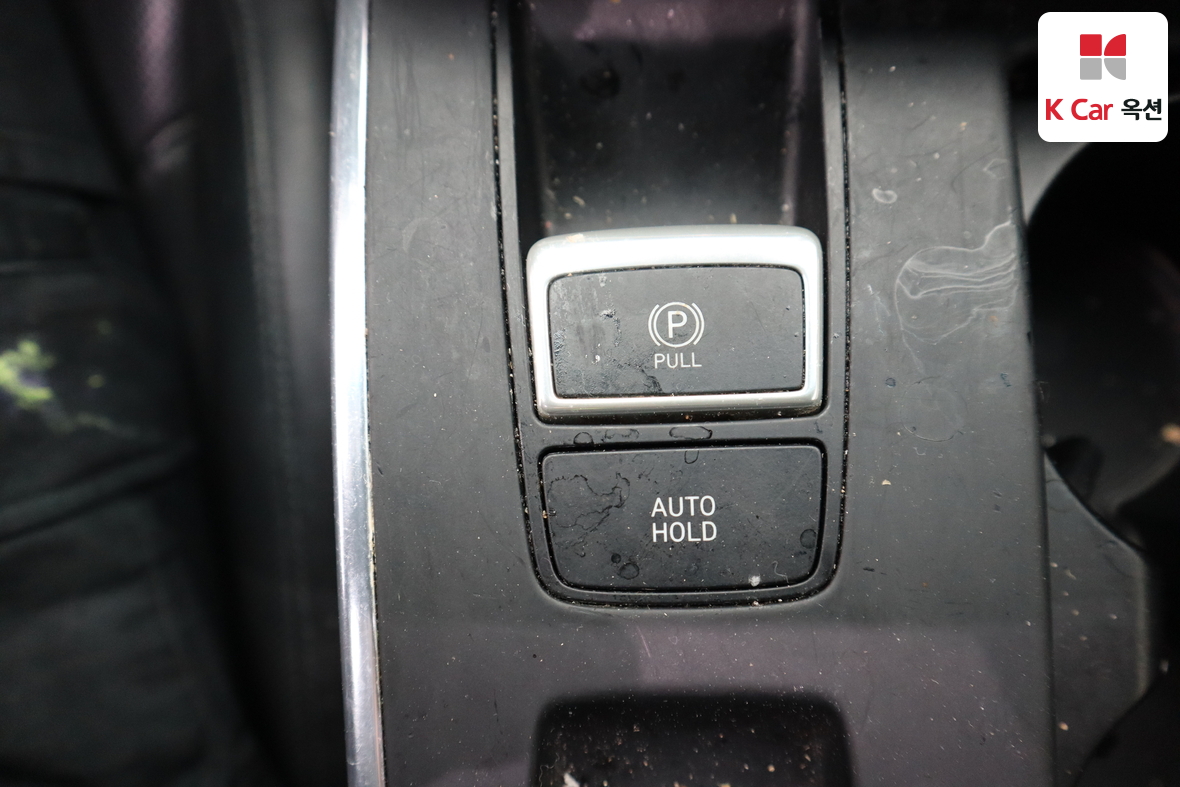 Hyundai Grandeur - 17