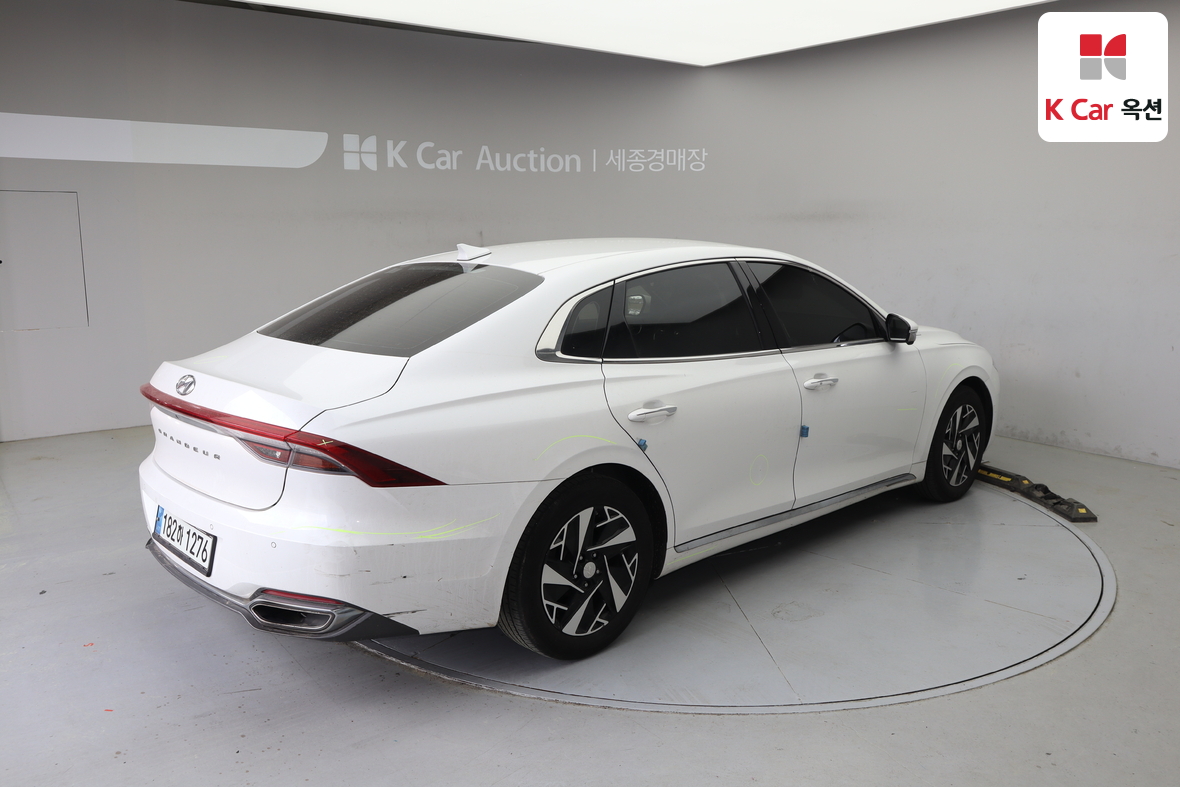 Hyundai Grandeur - 2