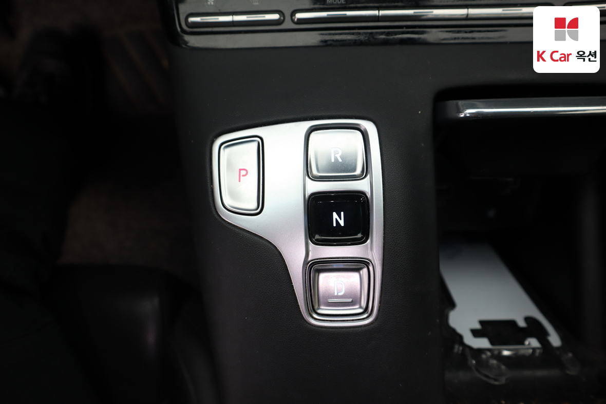 Hyundai Grandeur - 16