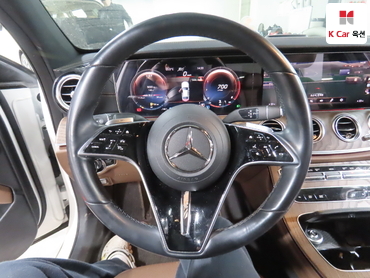 2022 - mercedes-benz e250