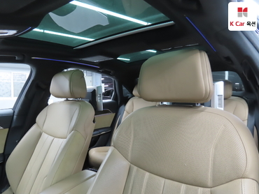 2021 - audi a8