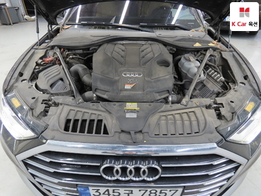 2021 - audi a8