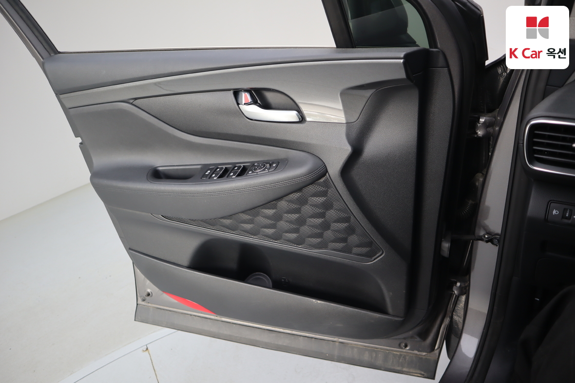 Hyundai SANTAFE - 8