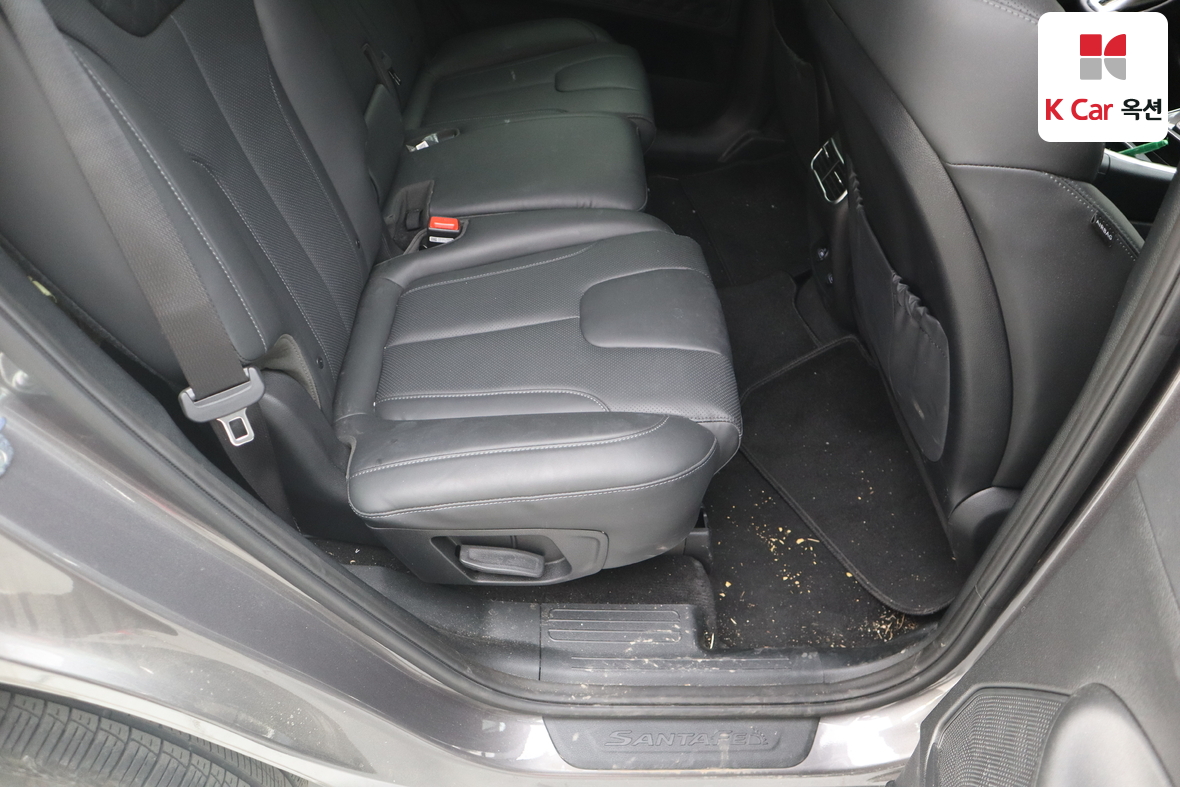 Hyundai SANTAFE - 28