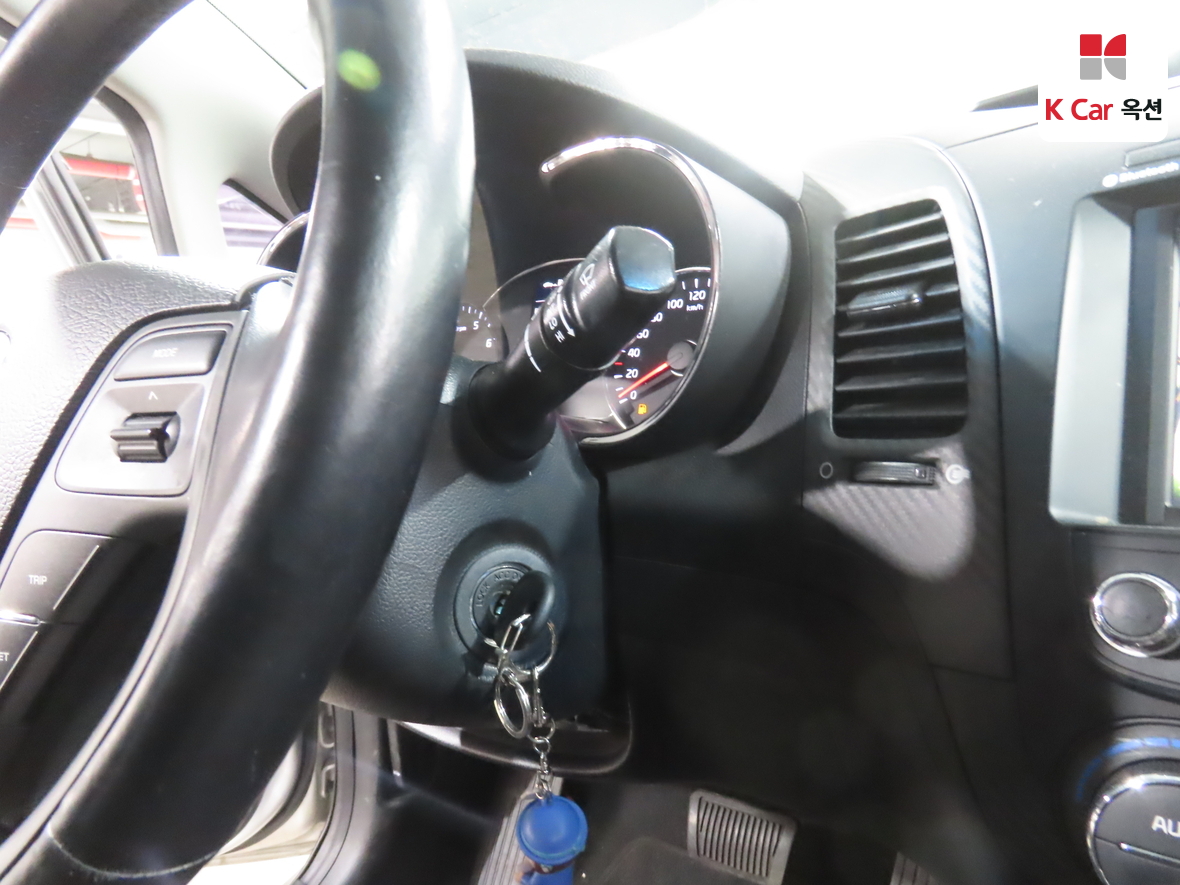 Kia K3 2013 - Image 11