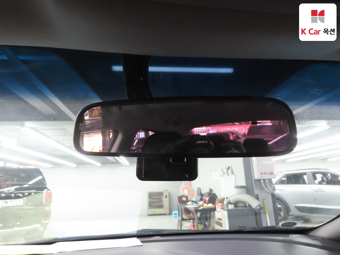 Kia K3 2013 - Image 13