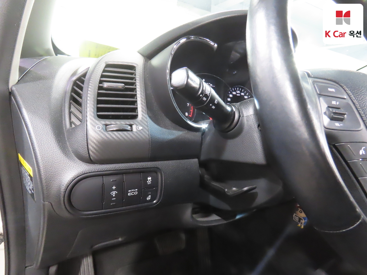 Kia K3 2013 - Image 9