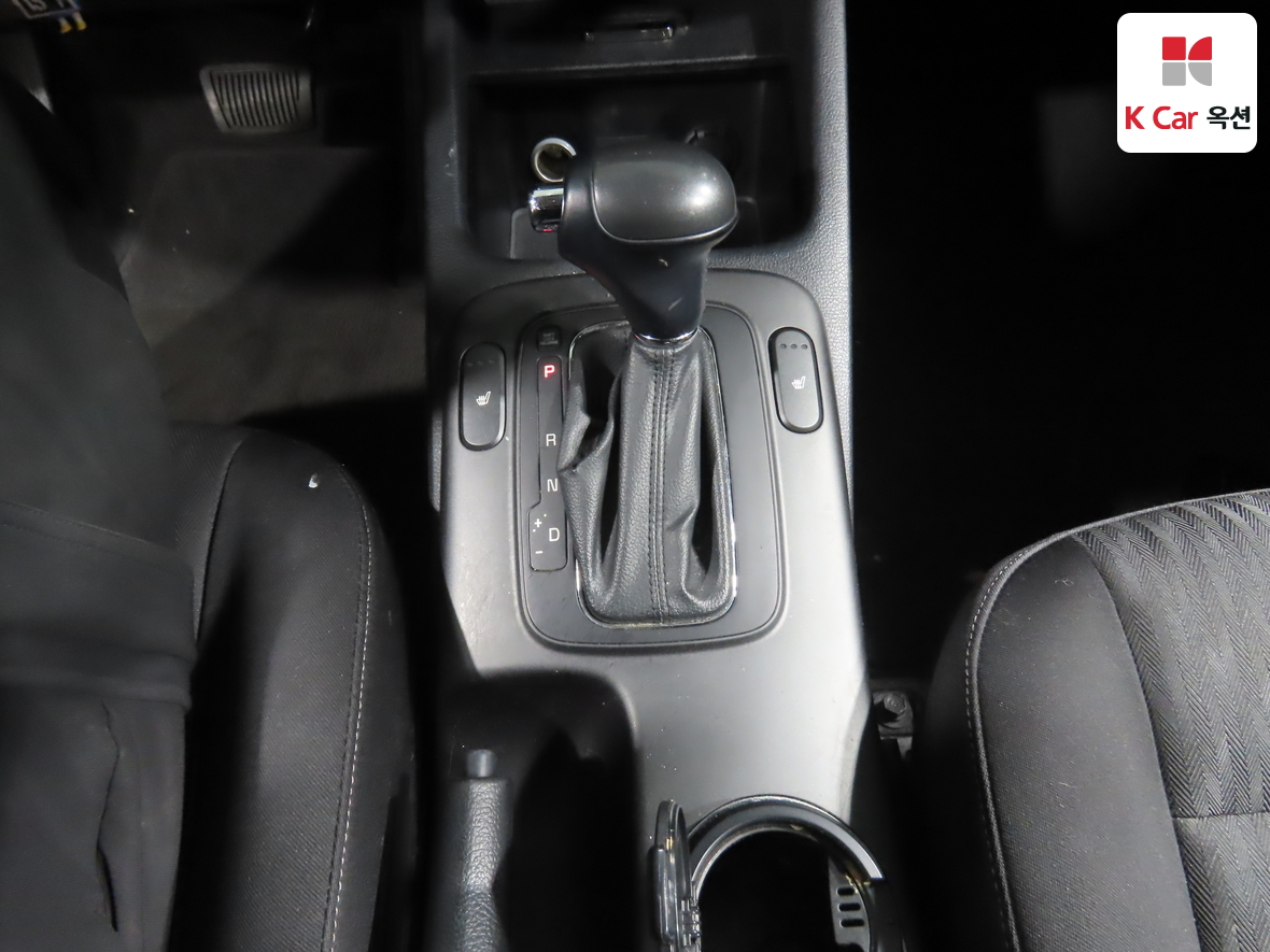 Kia K3 2013 - Image 16